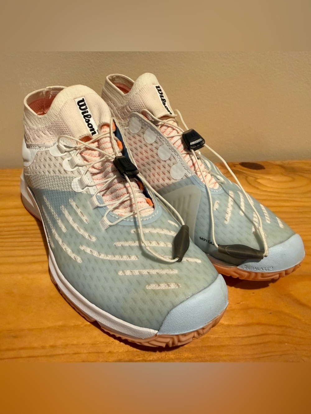 NWOT Wilson Kaos 3.0 Women's Tennis Shoe (White/Niagara) size 7.5